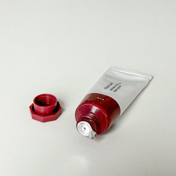 Glossier Cloud Paint in Eve - Partially Used - Picture 7 of 9